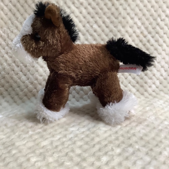 Aurora Mini Flopsie Clydesdale Brown and White Horse 8 Inch Plush 🐴 - Picture 4 of 7